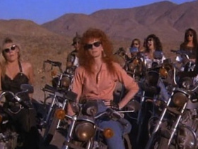 Chopper Chicks in Zombietown