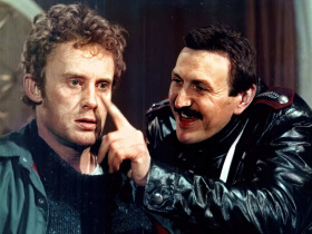 Ga-ga: Glory to the Heroes