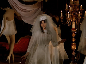 Hatchet for the Honeymoon