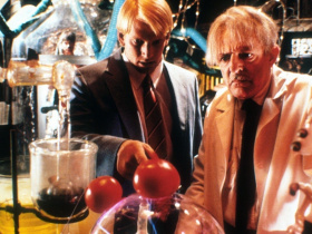 Return of the Killer Tomatoes!