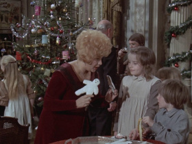 Whoever Slew Auntie Roo?